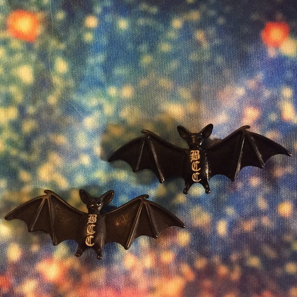 BlackCraft Cult bat hair clips (2)